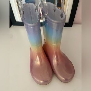 Great Condition Girls 8 Ombré Pastel Rainbow Rain Boots